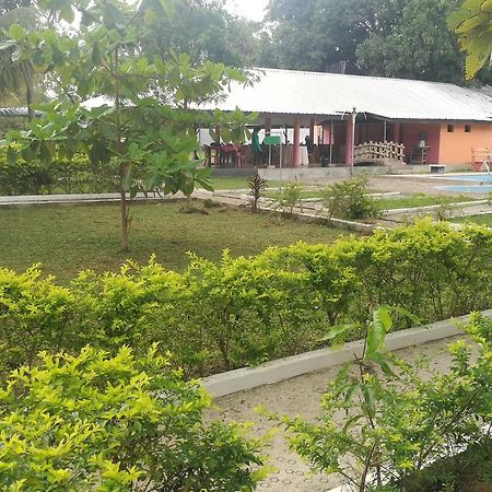 Friends Paradise Kilinochchi Eksteriør billede
